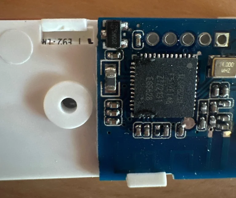 Door sensor reed switch removal